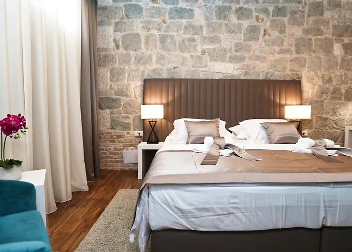 Riva Luxury Rooms